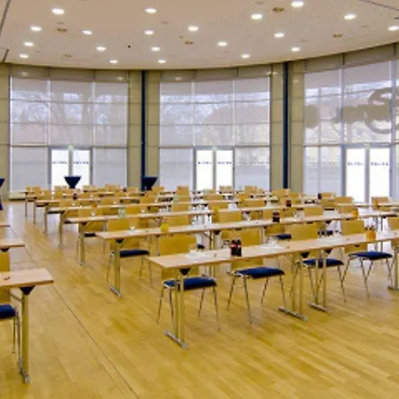 ホテル Dormero Hannover-langenhagen Airport 4*