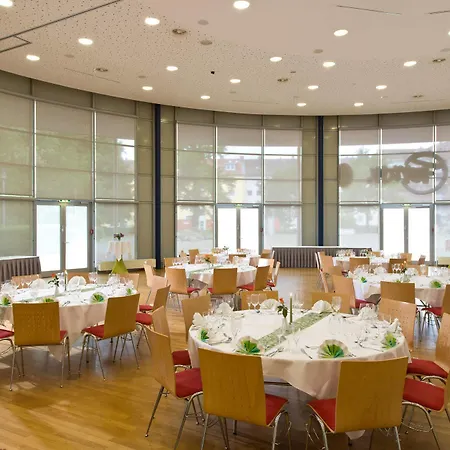 ホテル Dormero Hannover-langenhagen Airport 4*