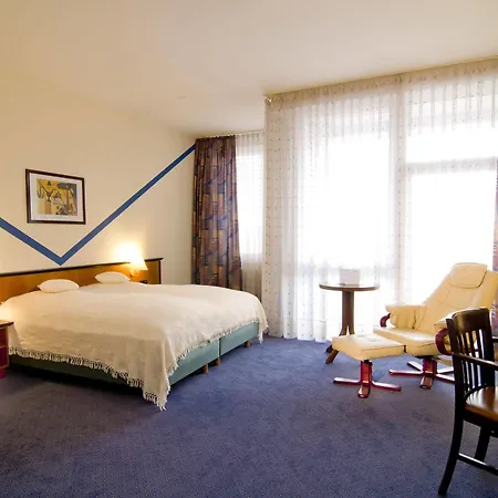 Hotel Dormero Hannover-langenhagen Airport 4*